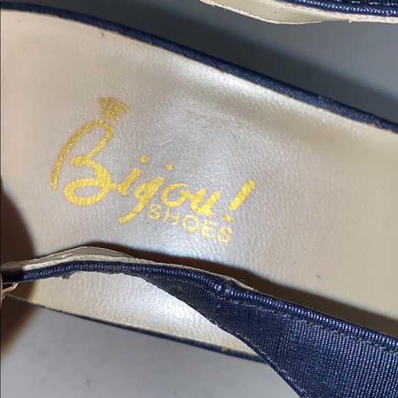 Bijou slingback shoe - Picture 5 of 8